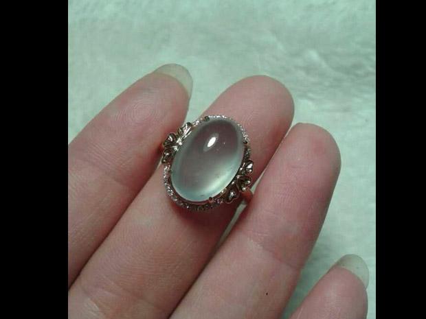18k金钻玻璃种翡翠戒指（已售）
